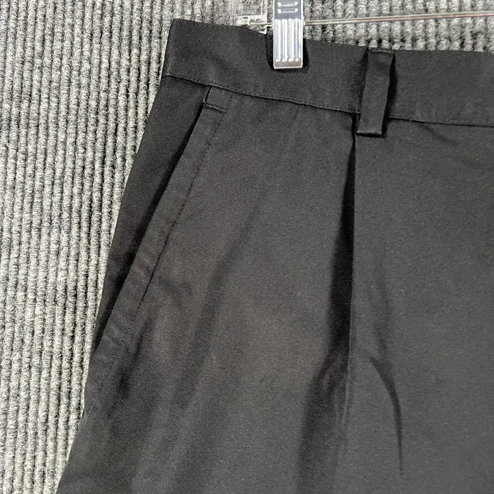 Nike Shorts Mens Size 34 Black Chino Golf Casual Outdoor Lightweight Fit Dry